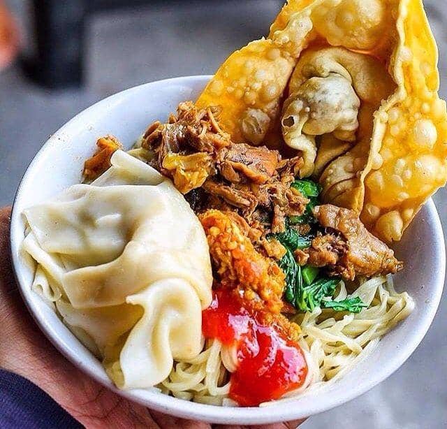 Mie Ayam Nyandu: Rahasia Rasa yang Bikin Kembali ke Cilacap